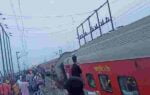 Howrah Mumbai (12810) MSCT Train Derailed at Chakradharpur